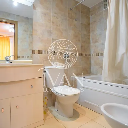 アパート Casa Eugen Ivan Luxury Homes 4ªplta Sur 1ªlinea オロペサ・デル・マール