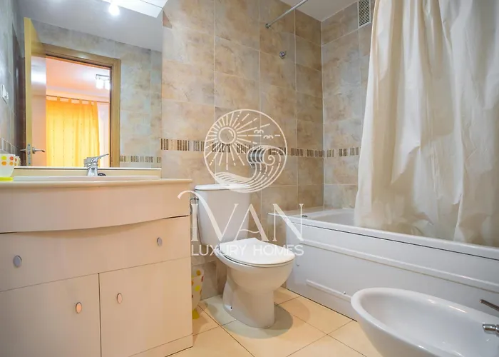 アパート Casa Eugen Ivan Luxury Homes 4ªplta Sur 1ªlinea オロペサ・デル・マール